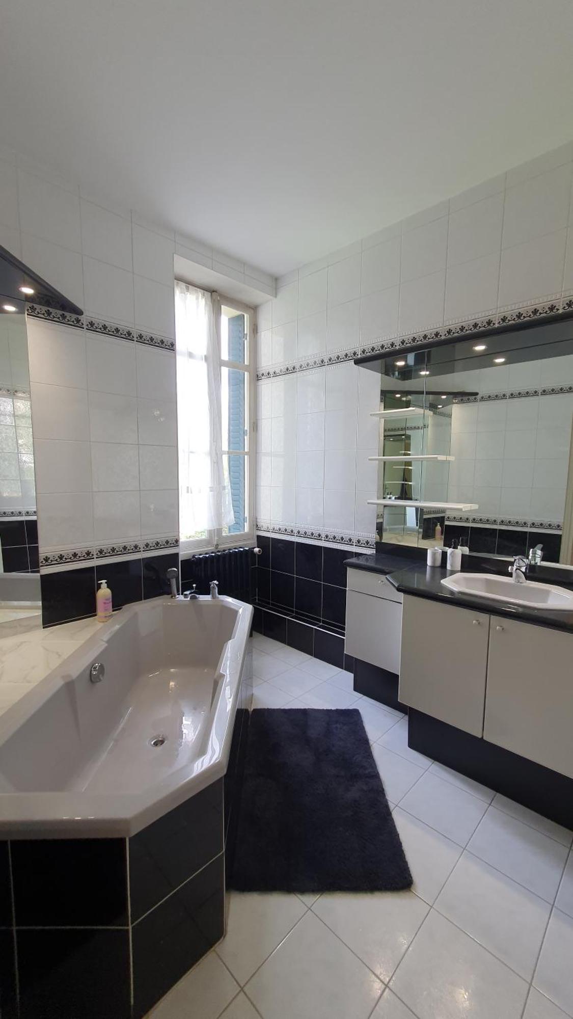 Demeure D'Exception Sur Angers Bed and Breakfast Buitenkant foto